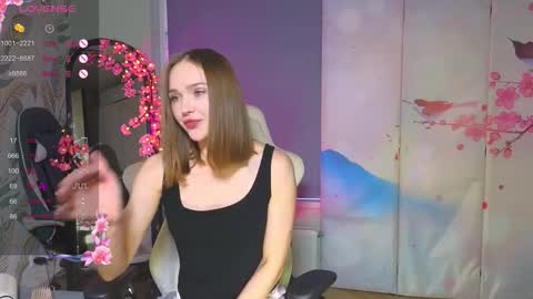 lucy  online show from 10-21-25, 01:23