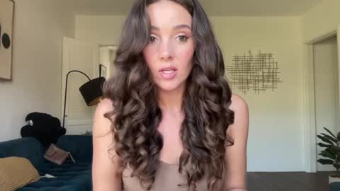 Emma Bloom online show from 11-07-25, 09:59