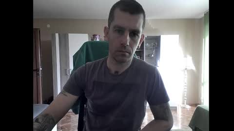 Runaway online show from 01-06-25, 12:13