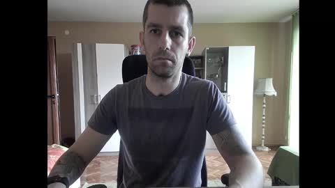 Runaway online show from 01-10-25, 12:15