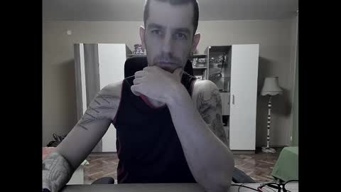 Runaway online show from 02-02-25, 04:11