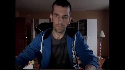 Runaway online show from 02-09-25, 03:01