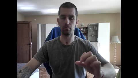 Runaway online show from 03-06-25, 09:47