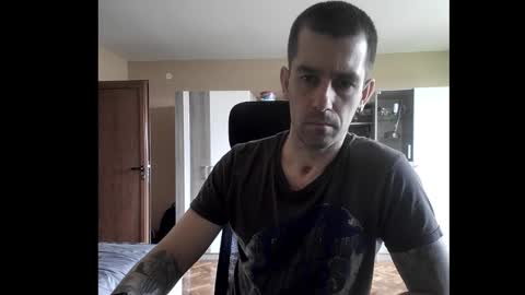 Runaway online show from 10-19-25, 10:38