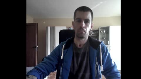 Runaway online show from 10-22-25, 06:24