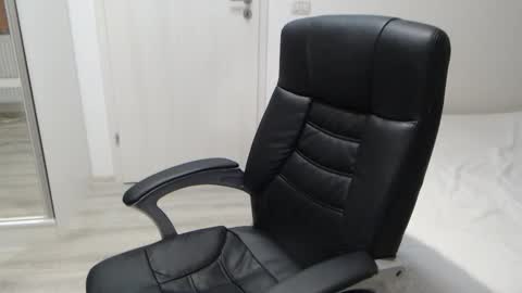 Juliet online show from 12-13-25, 07:53