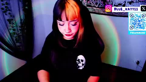 Snapshot of blue_katt chatting on 07-01-26, 02:57 blue katt online show from 07-01-26, 02:57
