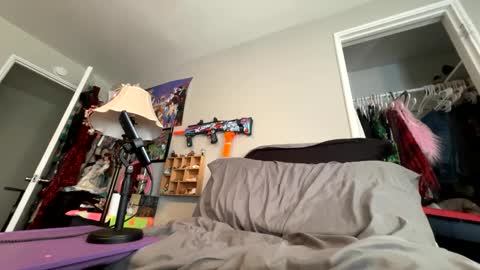 Snapshot of bluebloodednorsewitch chatting on 01-17-25, 08:44 bluebloodednorsewitch online show from 01-17-25, 08:44