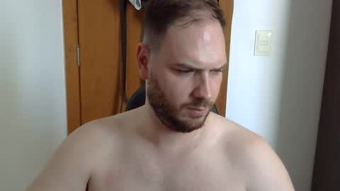 Snapshot of bluec2c chatting on 10-16-25, 05:47 Blue online show from 10-16-25, 05:47