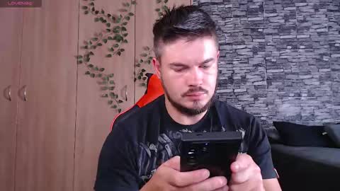 blueeyeboy0 online show from 03-30-26, 12:06