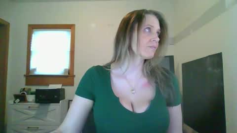 BlueEyedDDVixen online show from 02-02-26, 02:16