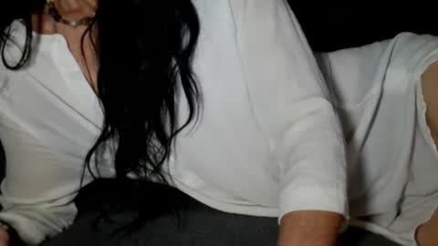 Snapshot of blueeyedlie chatting on 07-12-26, 06:48 Blueeyedlie online show from 07-12-26, 06:48