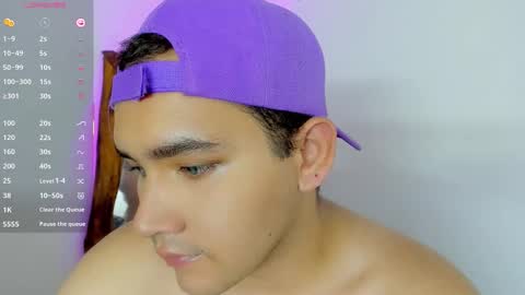 Snapshot of bluehsunny chatting on 11-26-25, 10:55 alexander online show from 11-26-25, 10:55