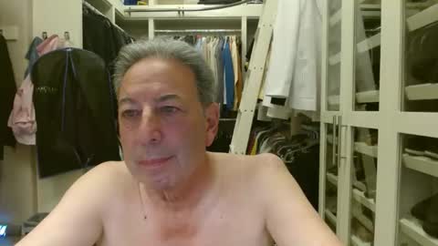 Snapshot of blueisles chatting on 02-11-25, 09:03 blueisles online show from 02-11-25, 09:03