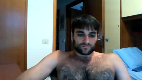 bluejoee online show from 08-04-26, 09:23