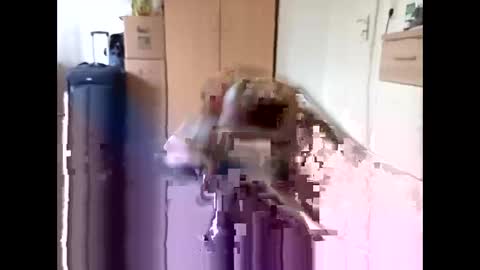 Snapshot of bluemarveld chatting on 01-13-26, 12:10 bluemarveld online show from 01-13-26, 12:10