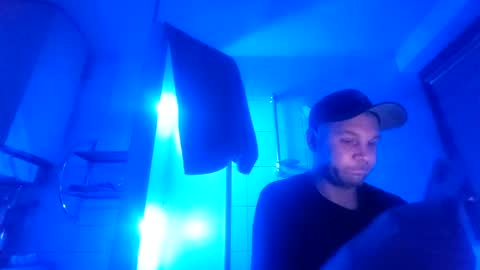 Snapshot of blueminexx chatting on 06-15-26, 12:46 Blueminexx online show from 06-15-26, 12:46