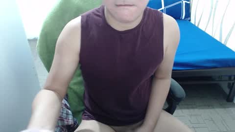 Snapshot of blueranger27 chatting on 02-03-25, 01:41 Andy Tan online show from 02-03-25, 01:41