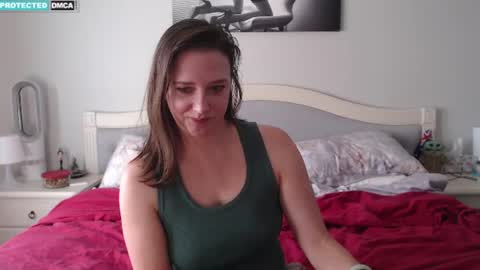 Snapshot of bluexstacey chatting on 07-07-26, 07:09 Stacey online show from 07-07-26, 07:09