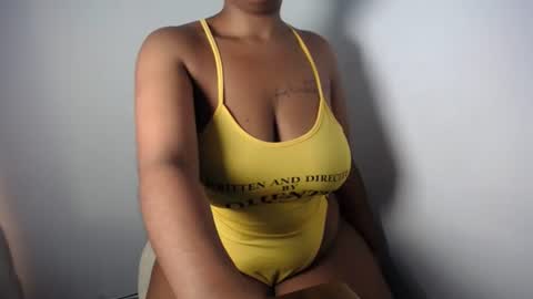 Snapshot of blueyivy chatting on 06-21-26, 11:02 Babygirl online show from 06-21-26, 11:02