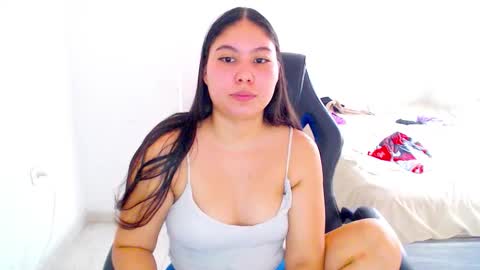  Hey guysI am BrendaWelcome my room online show from 11-05-25, 08:20