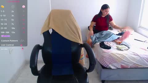 Snapshot of blumbum chatting on 05-02-26, 10:04 Hey guysI am BrendaWelcome my room online show from 05-02-26, 10:04