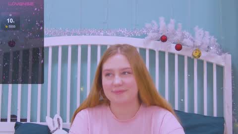 Snapshot of blush_ellie chatting on 01-06-25, 05:38 Ellie3 online show from 01-06-25, 05:38