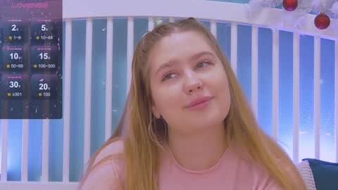 Snapshot of blush_ellie chatting on 01-08-25, 01:20 Ellie3 online show from 01-08-25, 01:20