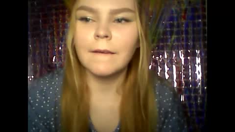 blushing_star online show from 02-17-25, 08:09