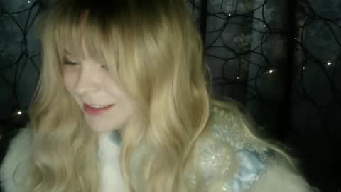 blushing_star online show from 12-20-25, 08:10