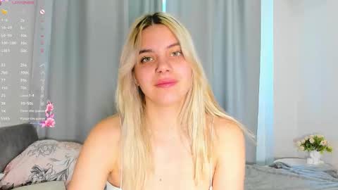 Snapshot of blushkitty chatting on 10-04-25, 06:44 Chloe online show from 10-04-25, 06:44