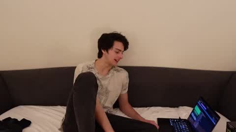 BluSky online show from 02-17-25, 01:47