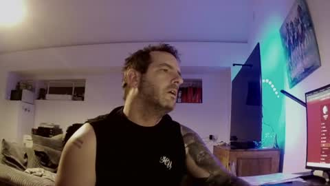 Snapshot of blustar81 chatting on 01-05-25, 06:56 Blustar81 online show from 01-05-25, 06:56