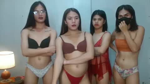 Snapshot of blythe_show chatting on 02-12-25, 03:05 blythe_show online show from 02-12-25, 03:05