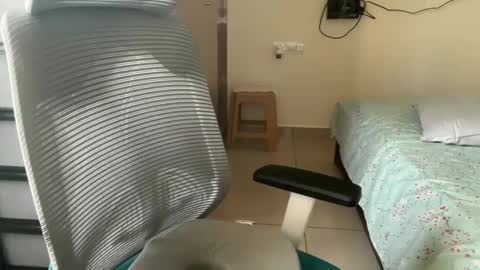 Snapshot of bmporn87 chatting on 02-10-25, 10:31 Horny Ben online show from 02-10-25, 10:31