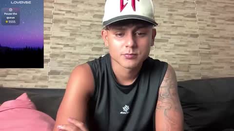 Bob  INDEPENDENT MODEL online show from 02-12-26, 05:57