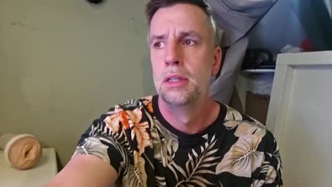 Dan online show from 05-17-26, 09:44