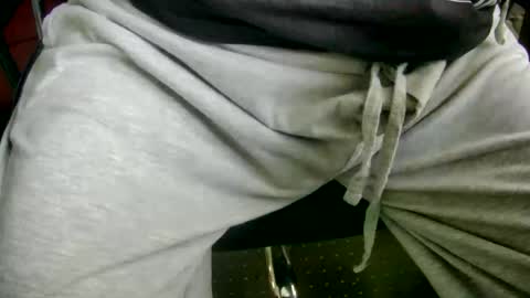 Snapshot of bobbie420_ chatting on 05-13-26, 01:25 bobbie420_ online show from 05-13-26, 01:25