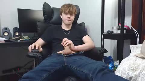 bobby72738 online show from 04-08-26, 04:34