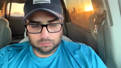 Snapshot of bobby_lightt chatting on 06-02-26, 01:18 Bobbyyyy online show from 06-02-26, 01:18