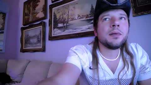 Bobby and Sadie online show from 02-03-26, 06:51