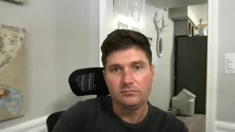 bobbylightfoot3 online show from 01-25-25, 09:57