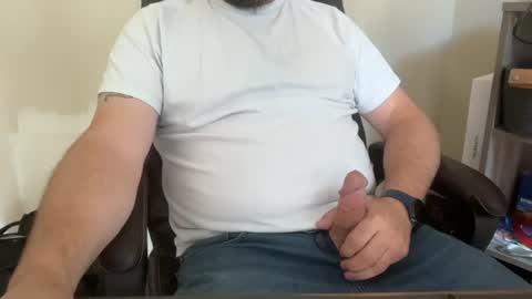 Snapshot of bodofdad chatting on 06-25-26, 06:34 bodofdad online show from 06-25-26, 06:34