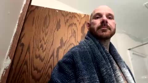 Snapshot of bodyart85_19 chatting on 01-22-25, 05:06 Bodyart85 19 online show from 01-22-25, 05:06