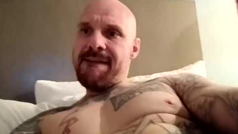 Snapshot of bodyart85_19 chatting on 11-03-25, 05:52 Bodyart85 19 online show from 11-03-25, 05:52