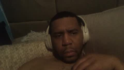 Bogarcon234 online show from 01-22-25, 07:35