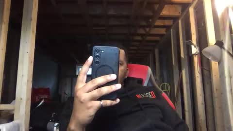 Bogarcon234 online show from 10-23-25, 05:55