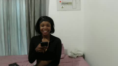 boitylips online show from 06-12-26, 05:39