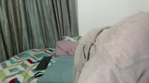 boitylips online show from 06-30-26, 10:00