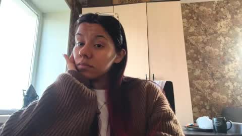 Daisy online show from 04-25-26, 01:41